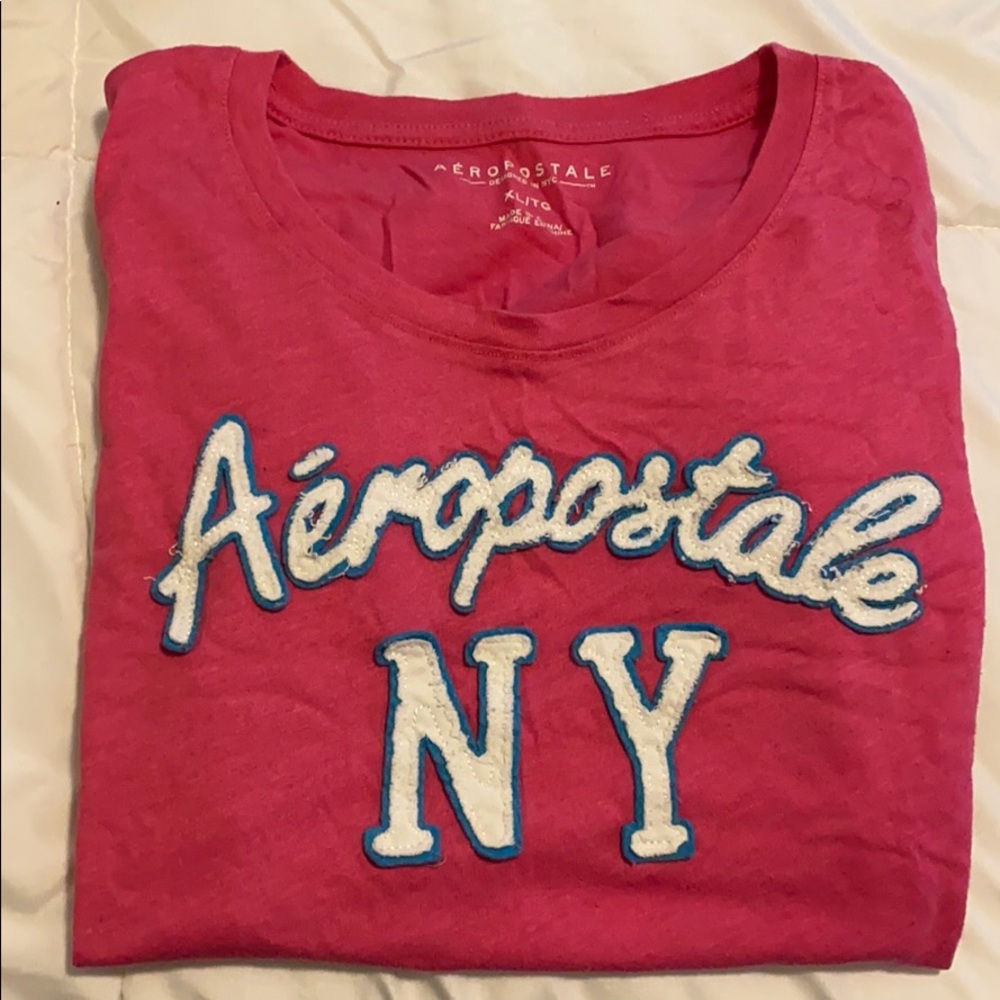 Pink Aeropostale tee